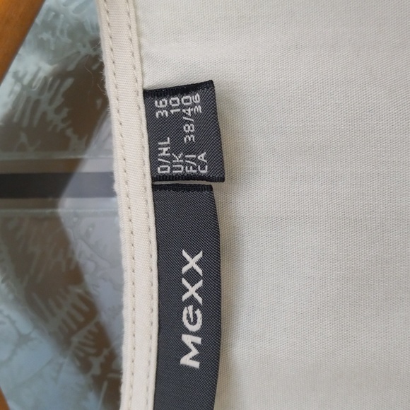 Mexx Cream Sleeveless Blouse With Sash Side Zipper Size UK 10/ US 6 - Picture 3 of 6